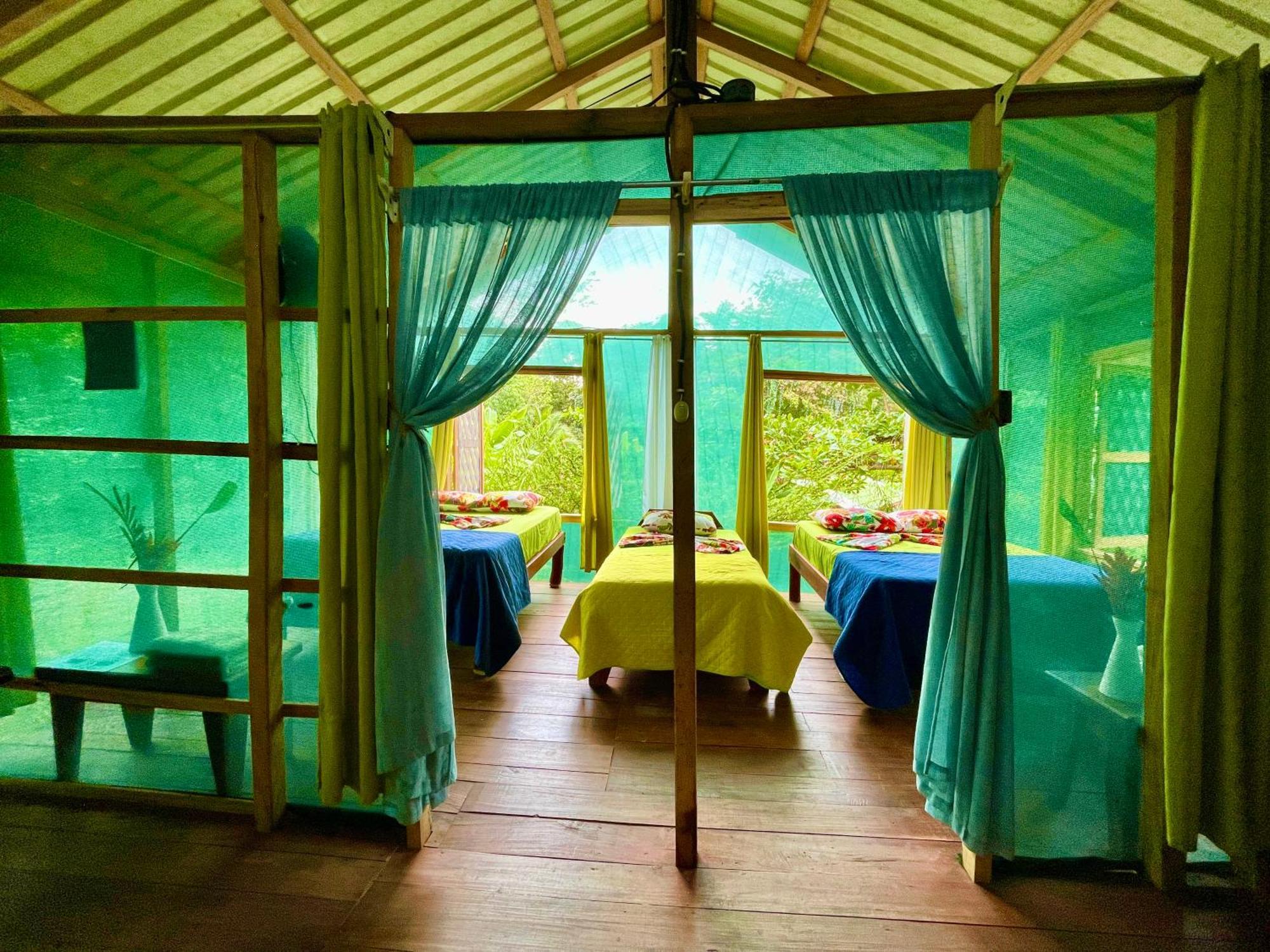 Alouatta Lodge And Canopy Cahuita Exterior foto